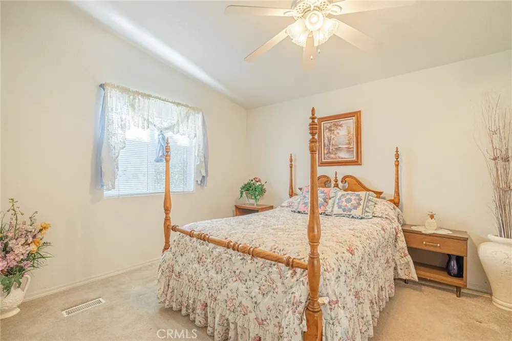 29520 Piani Pearblossom, CA 93553