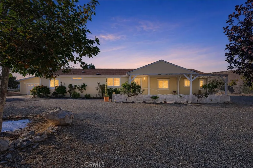 29520 Piani Pearblossom, CA 93553