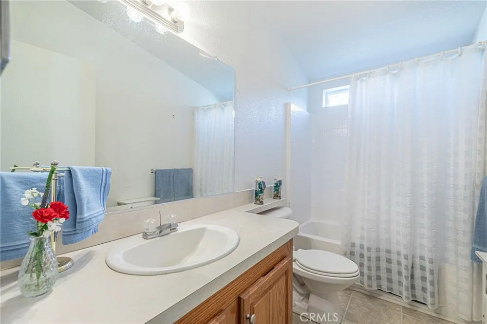 29520 Piani Pearblossom, CA 93553