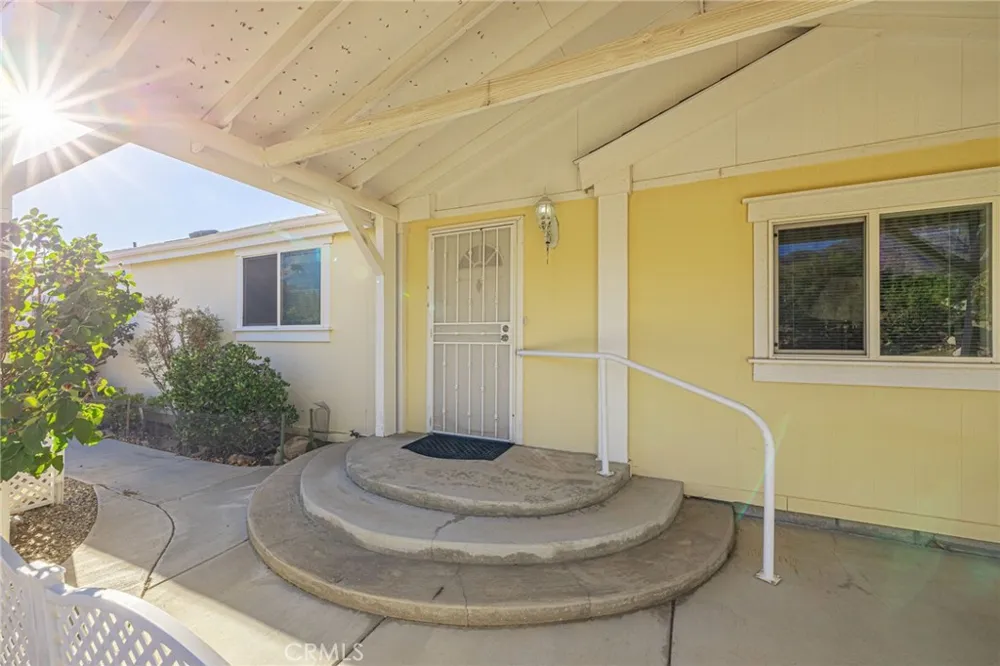 29520 Piani Pearblossom, CA 93553
