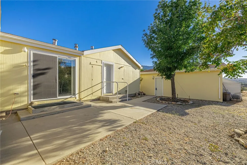 29520 Piani Pearblossom, CA 93553