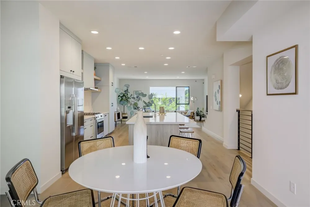4518 Ayla Lane Eagle Rock, CA 90041