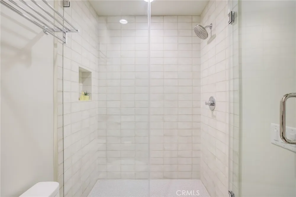 4518 Ayla Lane Eagle Rock, CA 90041