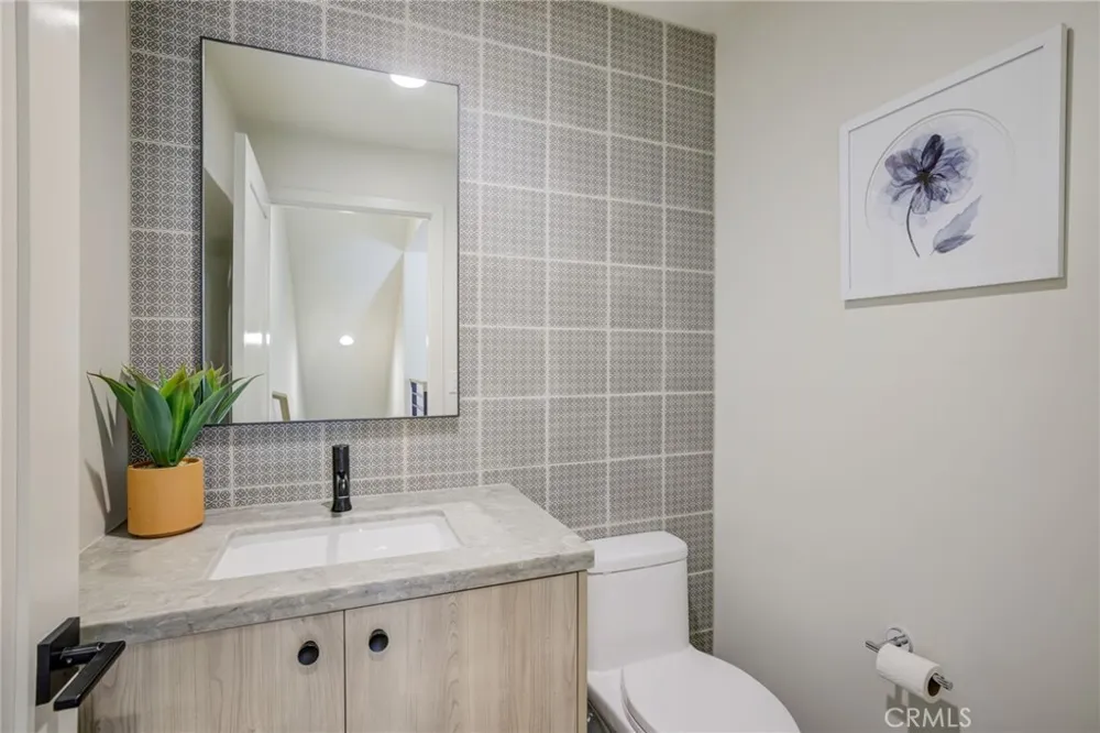 4518 Ayla Lane Eagle Rock, CA 90041