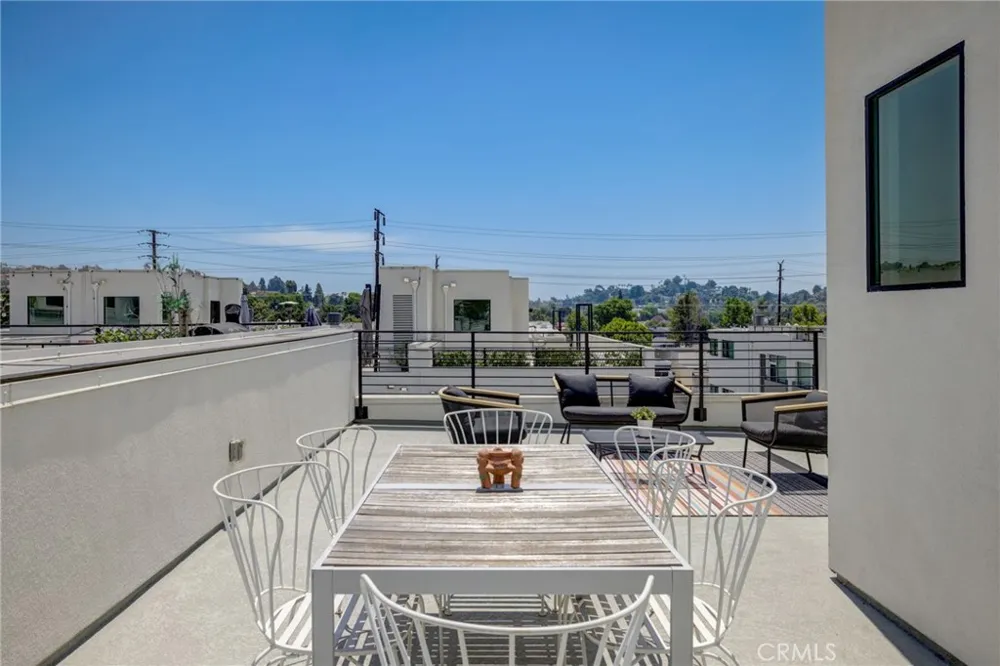 4518 Ayla Lane Eagle Rock, CA 90041