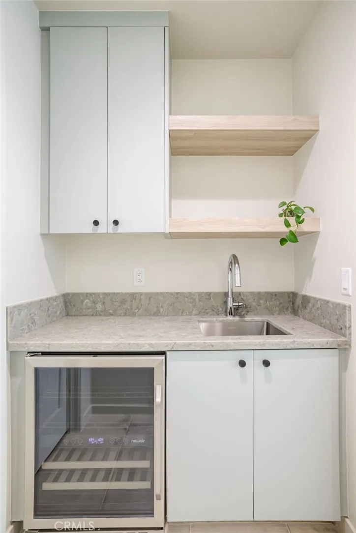 4518 Ayla Lane Eagle Rock, CA 90041