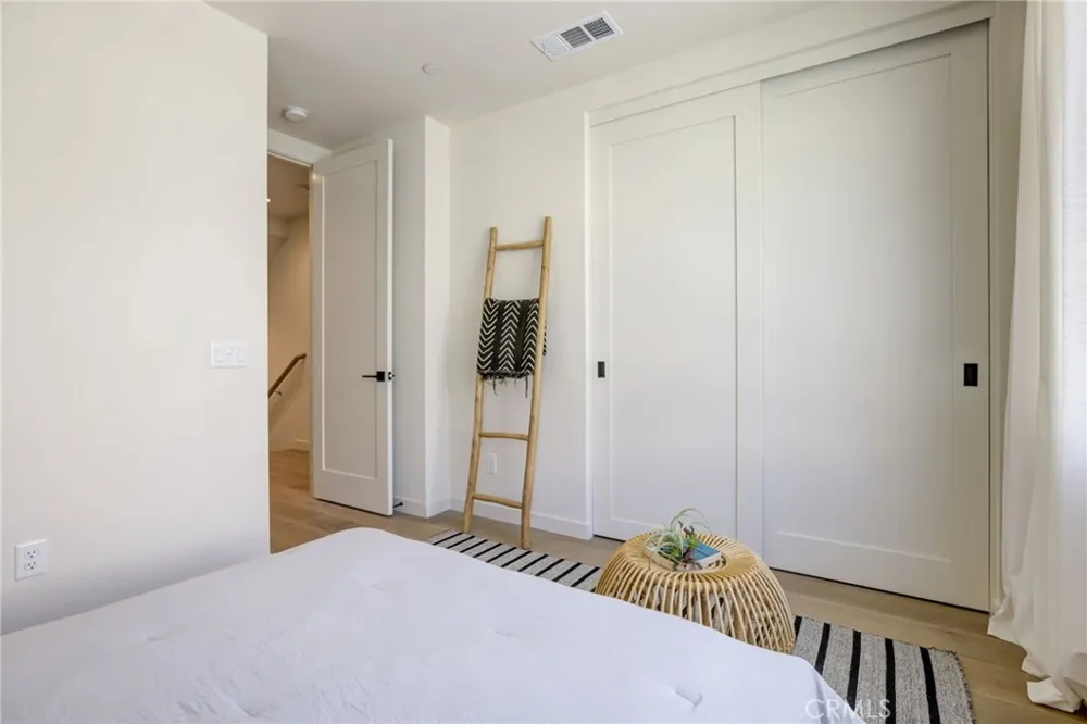 4518 Ayla Lane Eagle Rock, CA 90041
