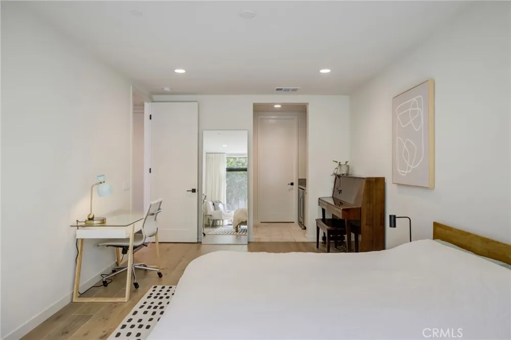 4518 Ayla Lane Eagle Rock, CA 90041