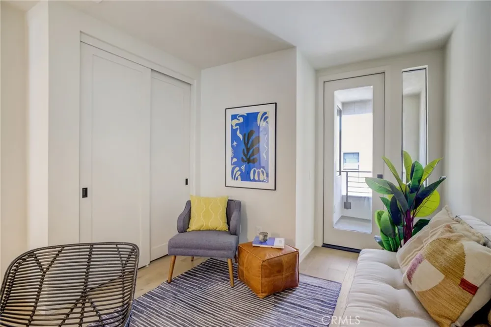 4518 Ayla Lane Eagle Rock, CA 90041