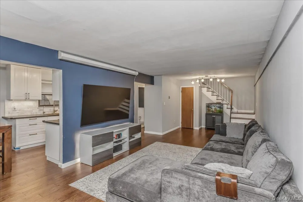 6117 231st Street #2 Oakland Gardens, NY 11364