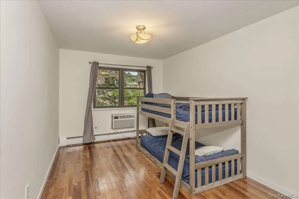 6117 231st Street #2 Oakland Gardens, NY 11364