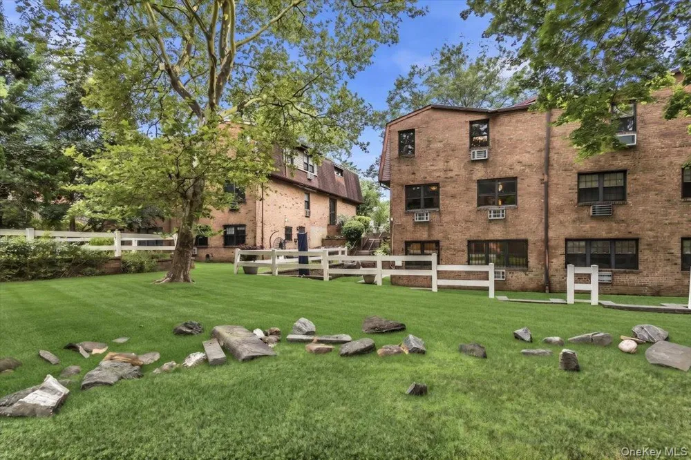 6117 231st Street #2 Oakland Gardens, NY 11364
