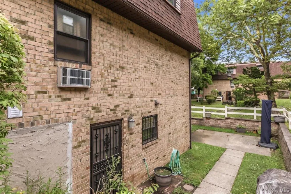 6117 231st Street #2 Oakland Gardens, NY 11364