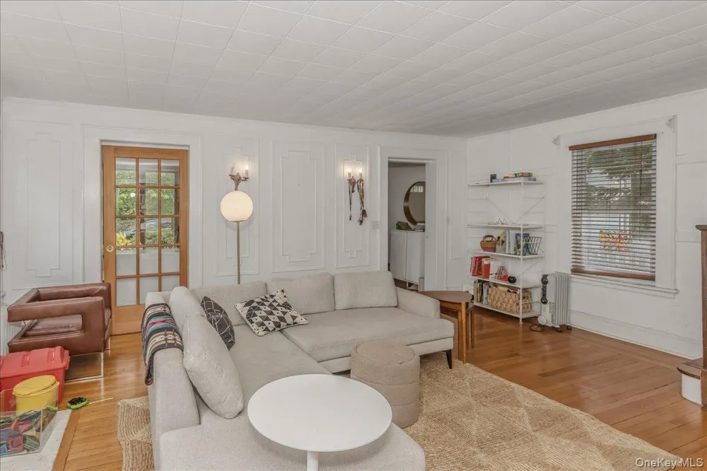 4311 Westmoreland Street Little Neck, NY 11363
