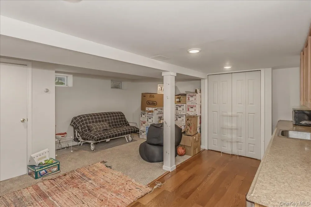 4311 Westmoreland Street Little Neck, NY 11363