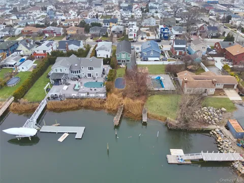 145 Kingston Boulevard