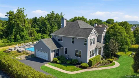 236 Buttonwood Way