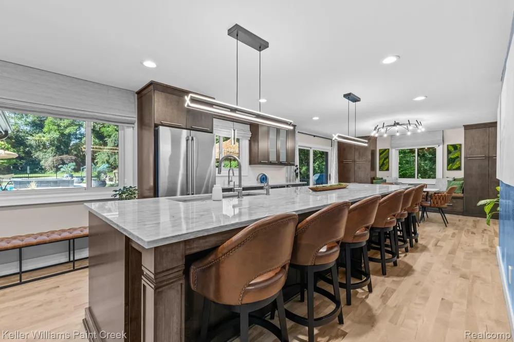 5800 Lockwood Drive Washington Township, MI 48094