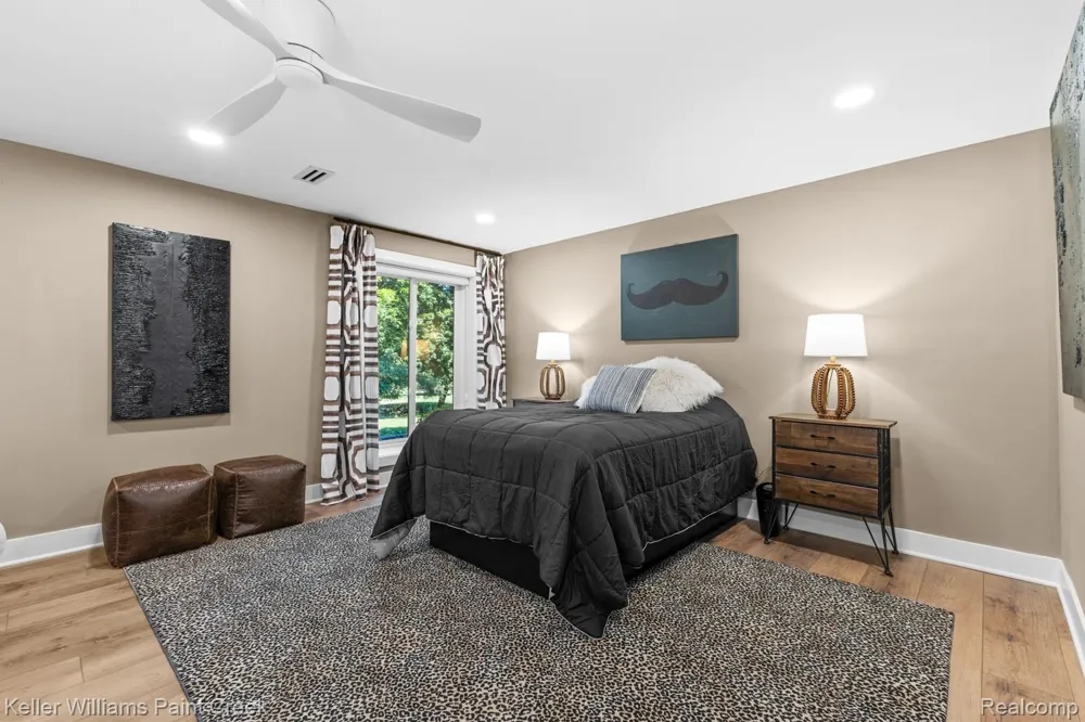 5800 Lockwood Drive Washington Township, MI 48094