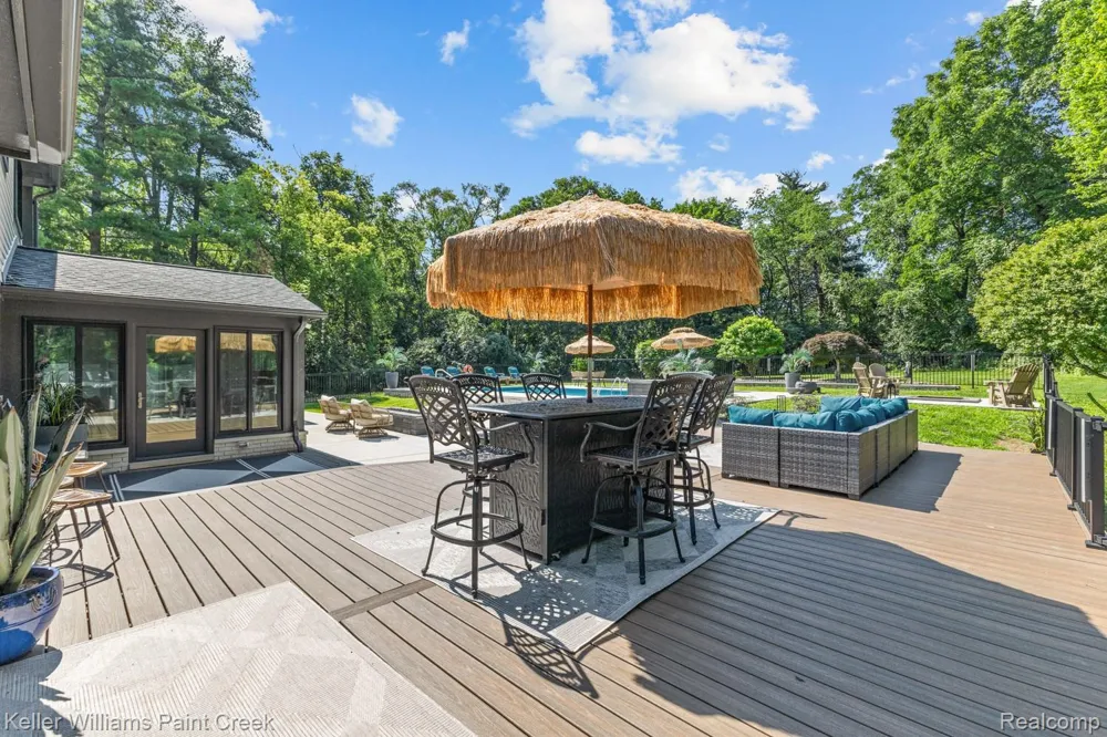 5800 Lockwood Drive Washington Township, MI 48094