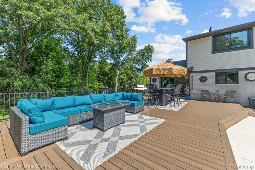 5800 Lockwood Drive Washington Township, MI 48094