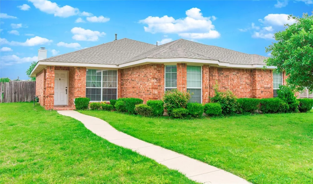 1008 Ashdon Lane Murphy, TX 75094