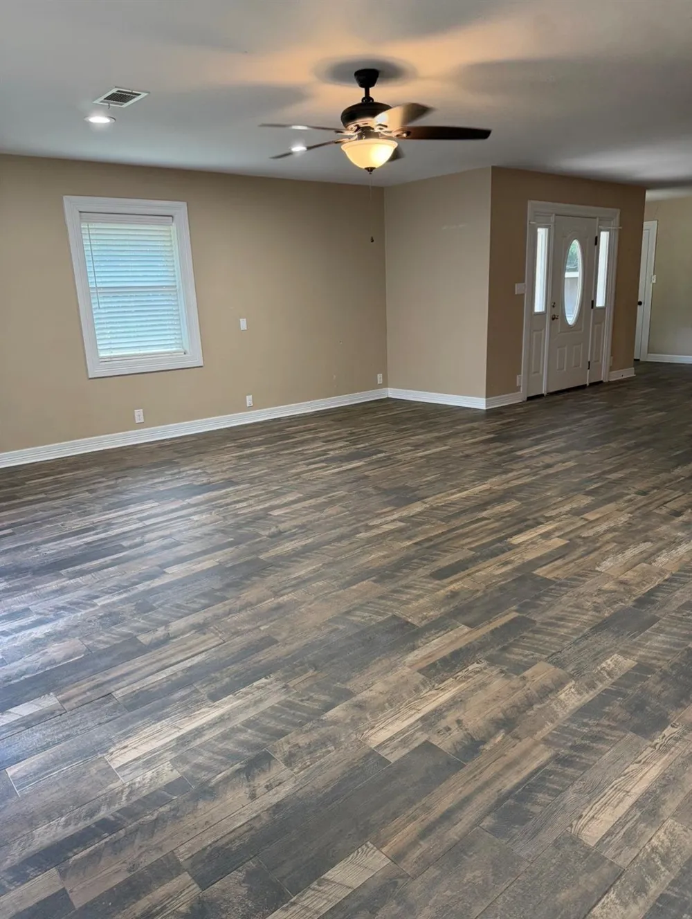 204 Rockdale Street Lexington, TX 78947
