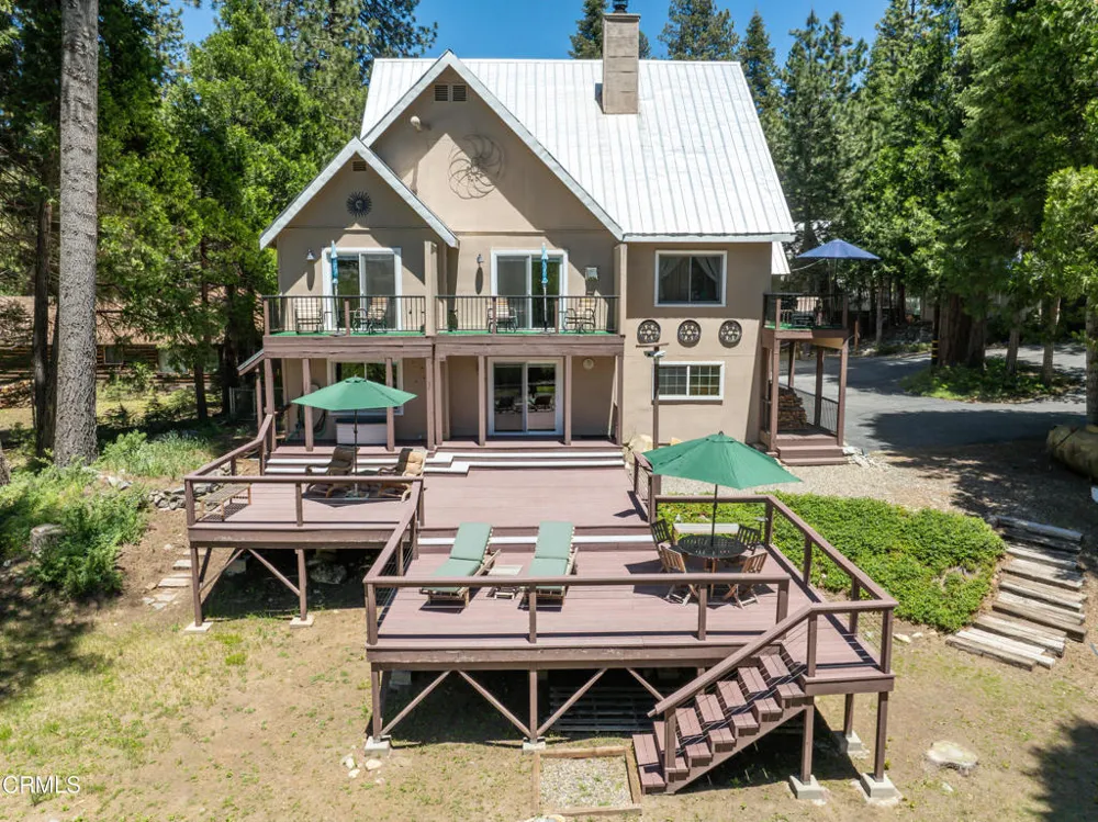 1221 Highway 41 Fish Camp, CA 93623