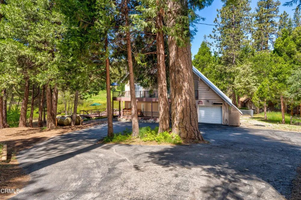 1221 Highway 41 Fish Camp, CA 93623