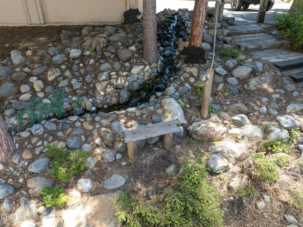 1221 Highway 41 Fish Camp, CA 93623