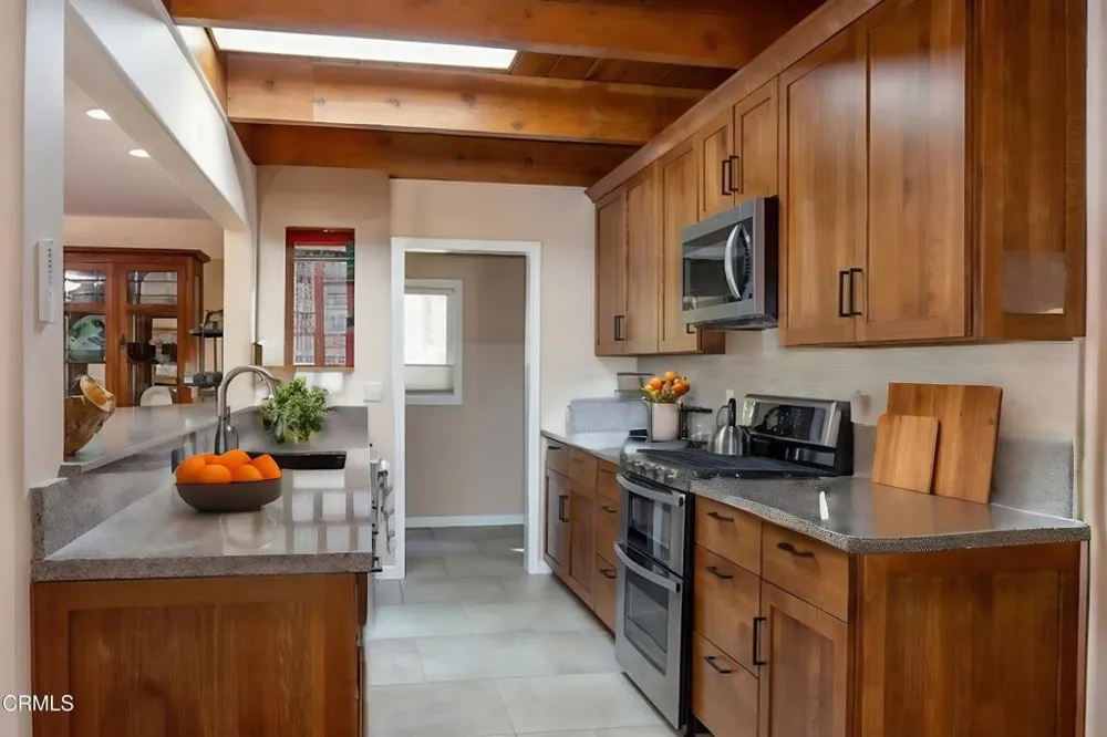 1221 Highway 41 Fish Camp, CA 93623