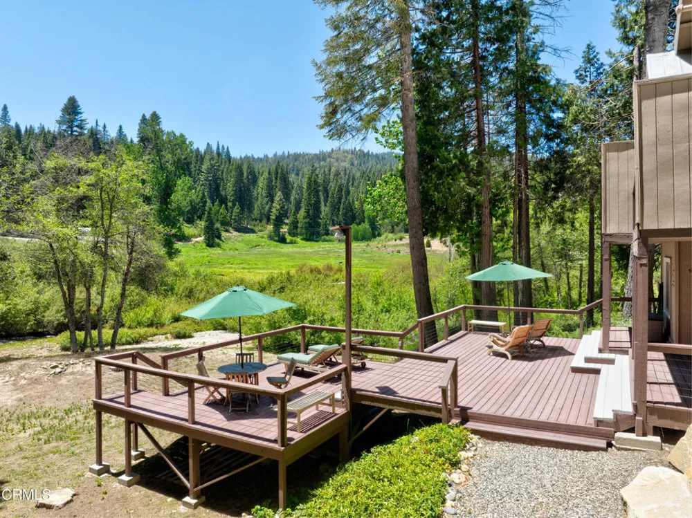 1221 Highway 41 Fish Camp, CA 93623