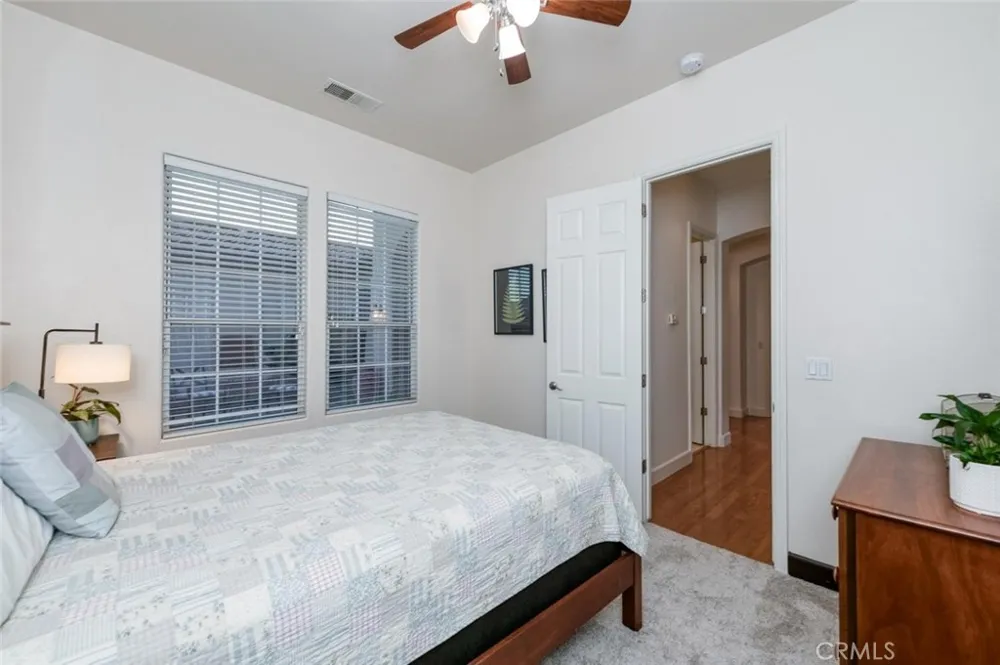 73 W Houston Clovis, CA 93611