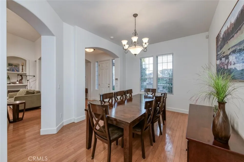 73 W Houston Clovis, CA 93611