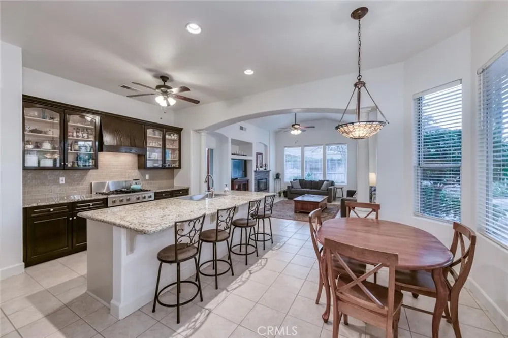 73 W Houston Clovis, CA 93611