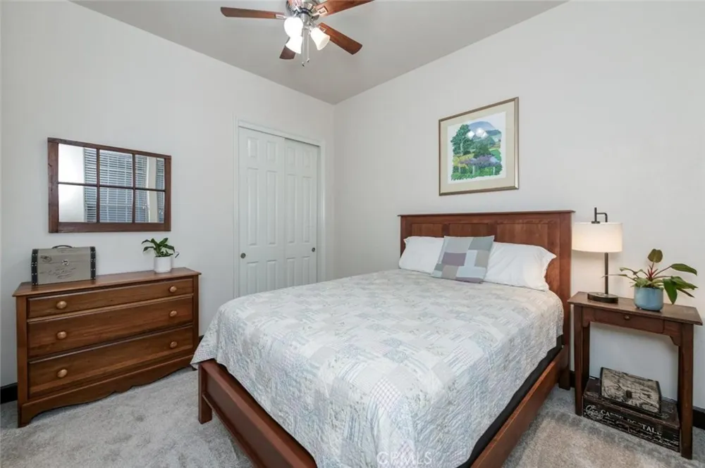 73 W Houston Clovis, CA 93611