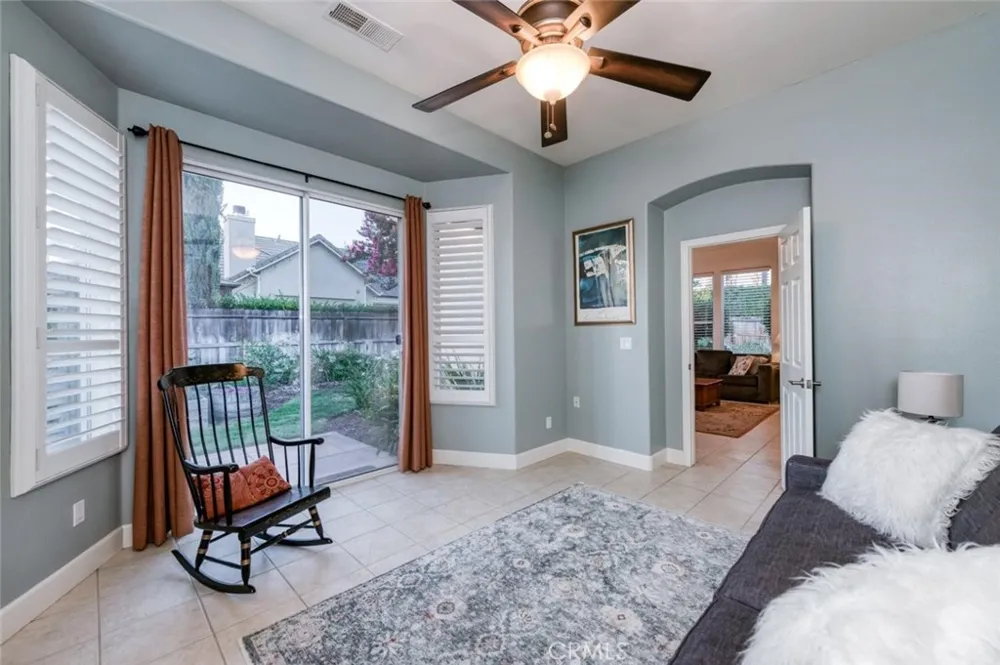 73 W Houston Clovis, CA 93611