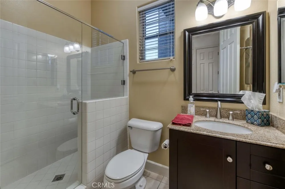 73 W Houston Clovis, CA 93611