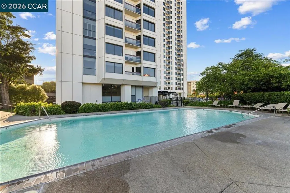 6363 Christie Ave #406 Emeryville, CA 94608