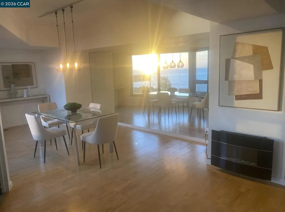 6363 Christie Ave #406 Emeryville, CA 94608