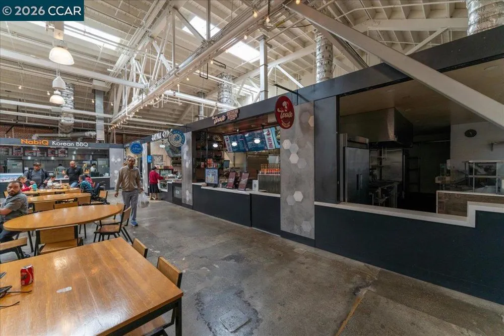 6363 Christie Ave #406 Emeryville, CA 94608