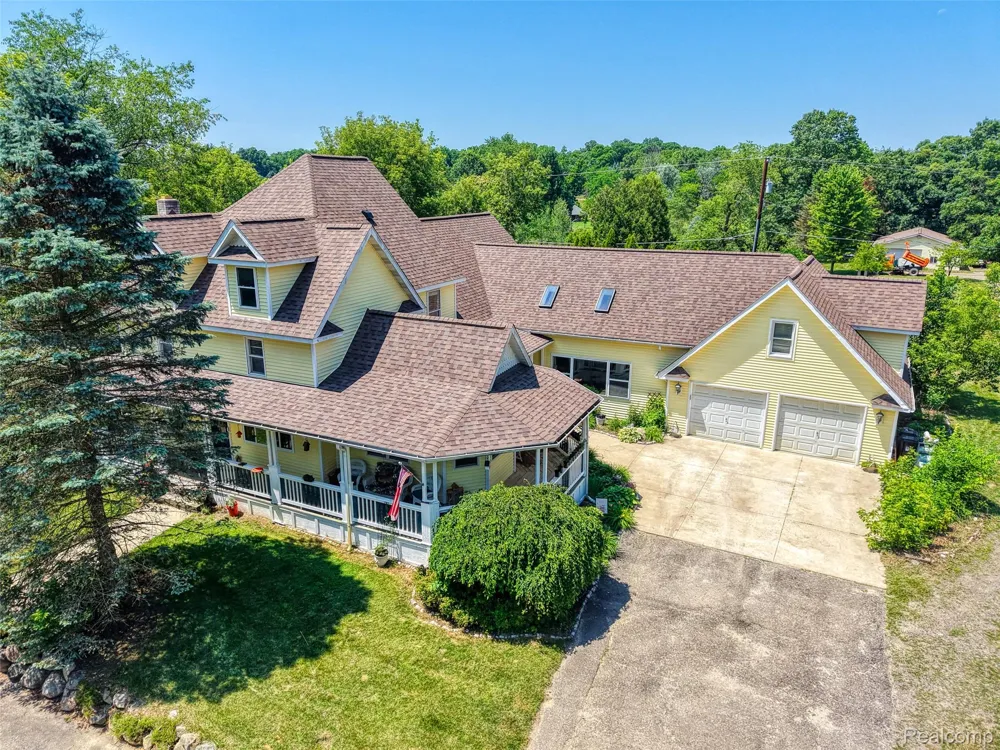7500 Farley Road Putnam Township, MI 48169