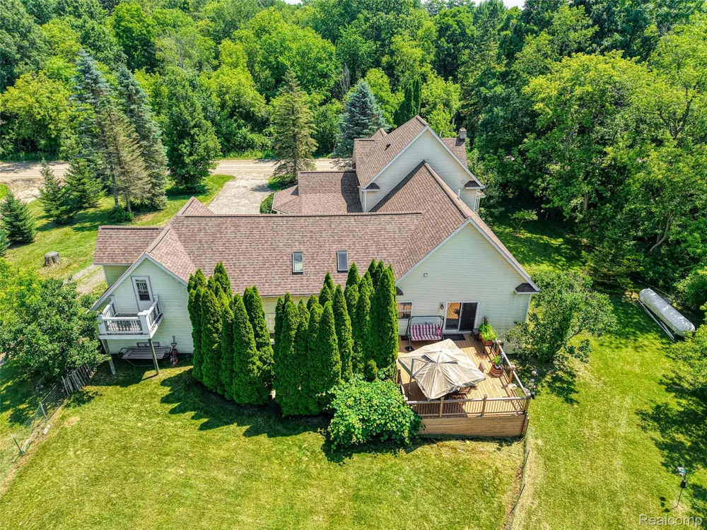 7500 Farley Road Putnam Township, MI 48169
