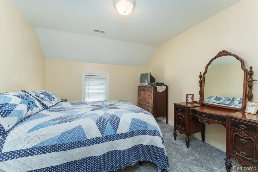 7500 Farley Road Putnam Township, MI 48169