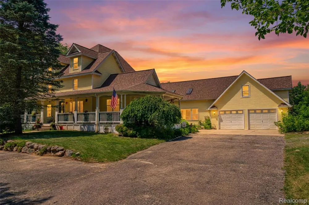 7500 Farley Road Putnam Township, MI 48169