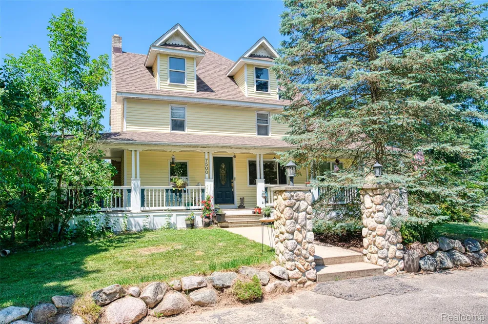 7500 Farley Road Putnam Township, MI 48169