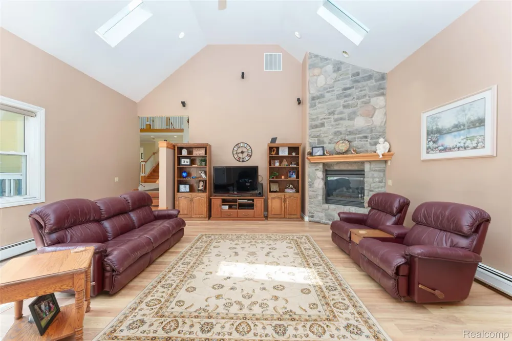 7500 Farley Road Putnam Township, MI 48169