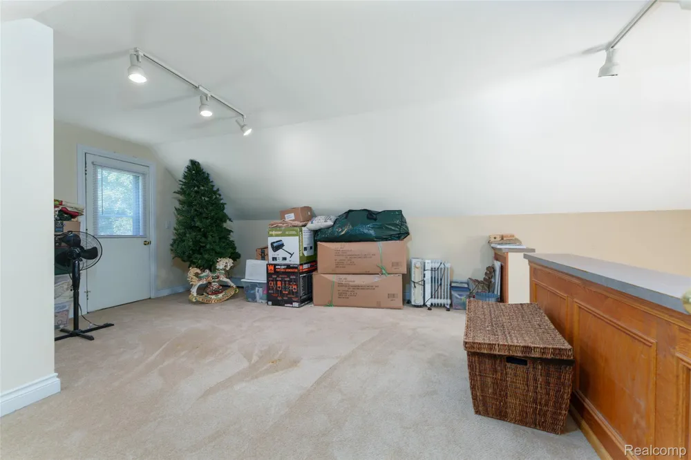 7500 Farley Road Putnam Township, MI 48169