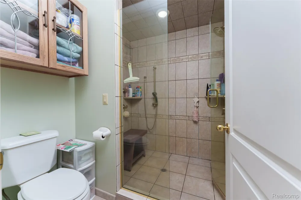 7500 Farley Road Putnam Township, MI 48169