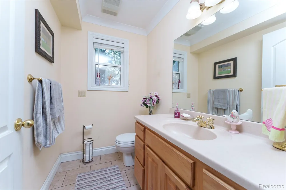 7500 Farley Road Putnam Township, MI 48169